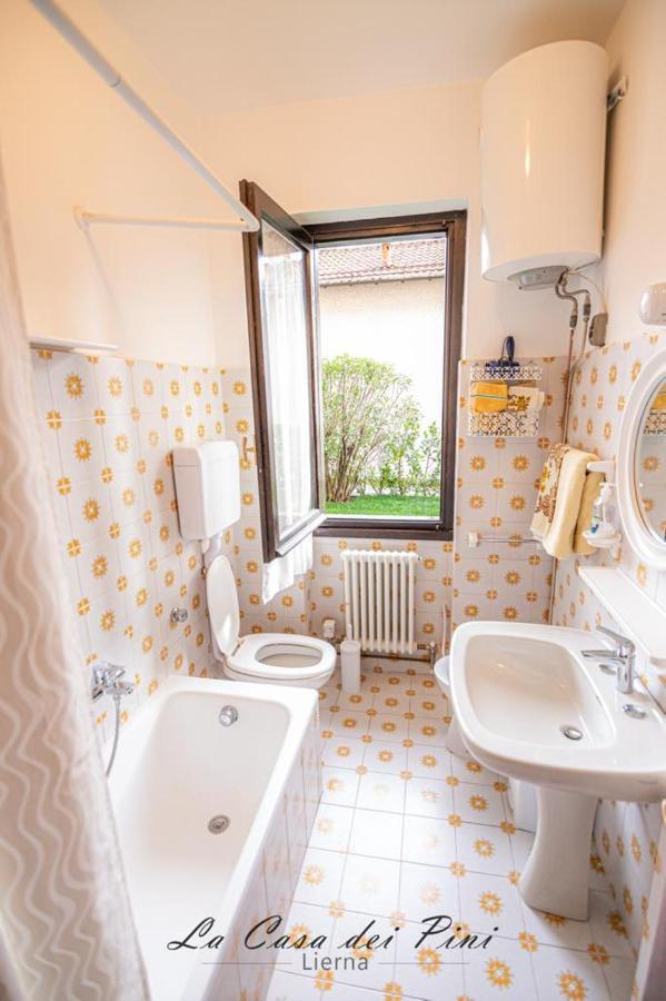 リエルナLa Casa Dei Piniアパートメント エクステリア 写真